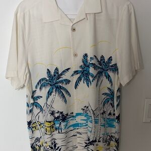 Tommy Bahama Men’s Cream and Blue Tropical Shirt